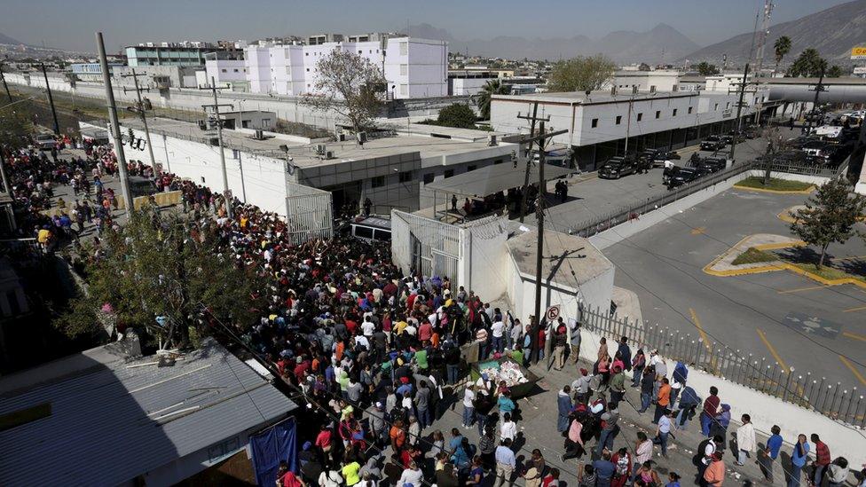 Scene outside Topo Chico prison. 11 Feb 2016