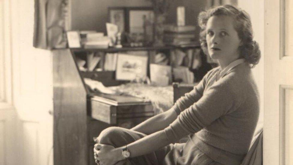 Daphne du Maurier