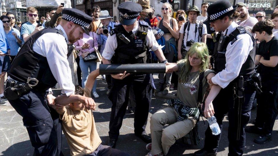 Met Police with protesters