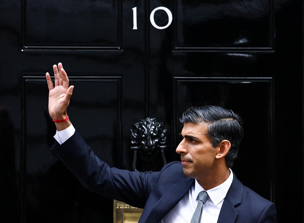 Rishi Sunak enters Downing Street as the new prime minister