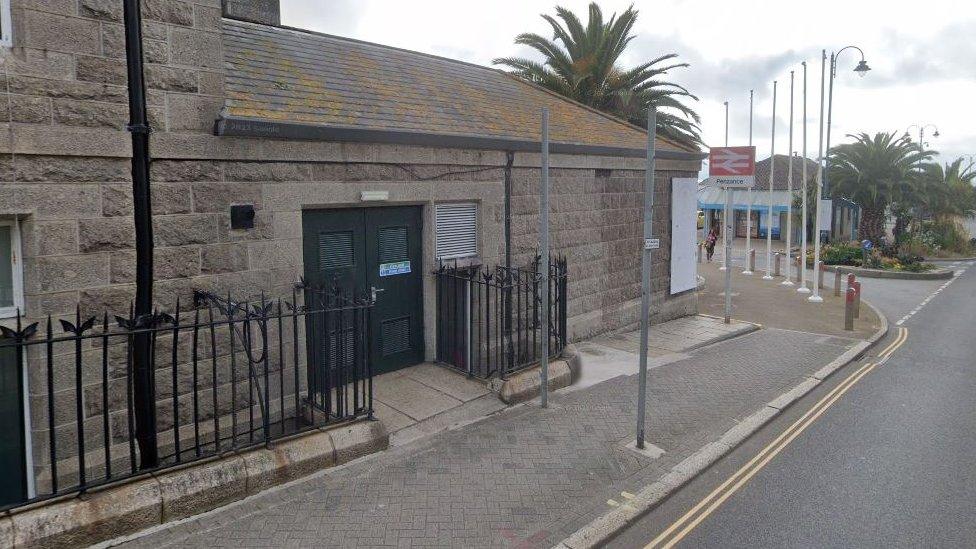 Penzance railway station