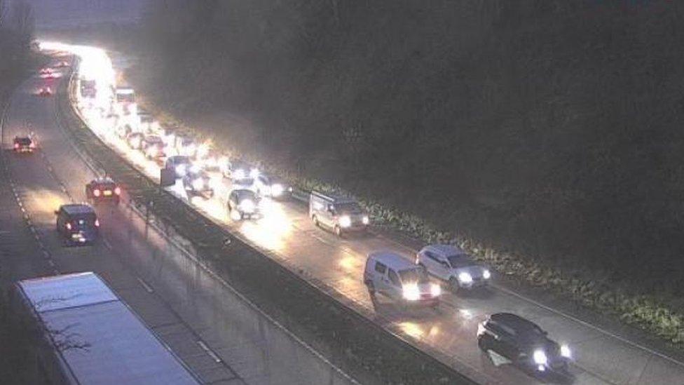 CCTV of delays on the A4232