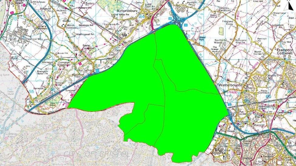 Map with the green area showing the smoke control zone in South Gloucestershire bordered by the M5, M4 And M32