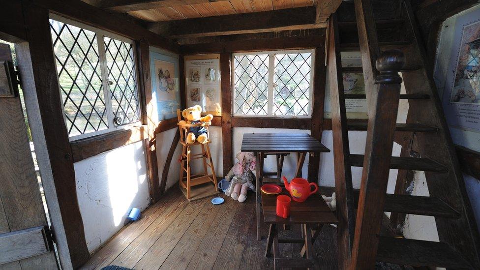 Wendy house interior