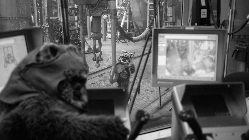 Star Wars and oil rigs