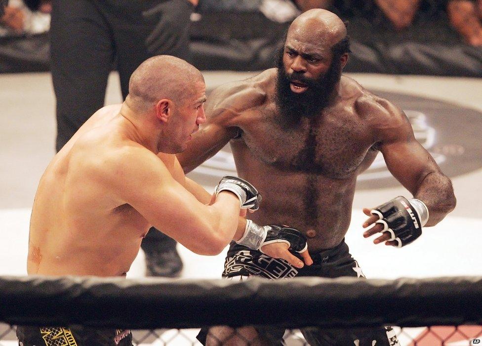 MMA fighter Kimbo Slice dies aged 42 after being taken to hospital in  Florida - BBC News
