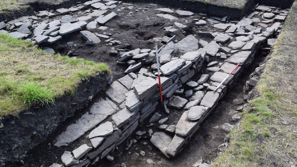 Viking hall dig Orkney