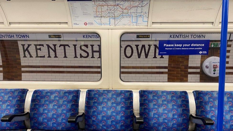 Tube carriage