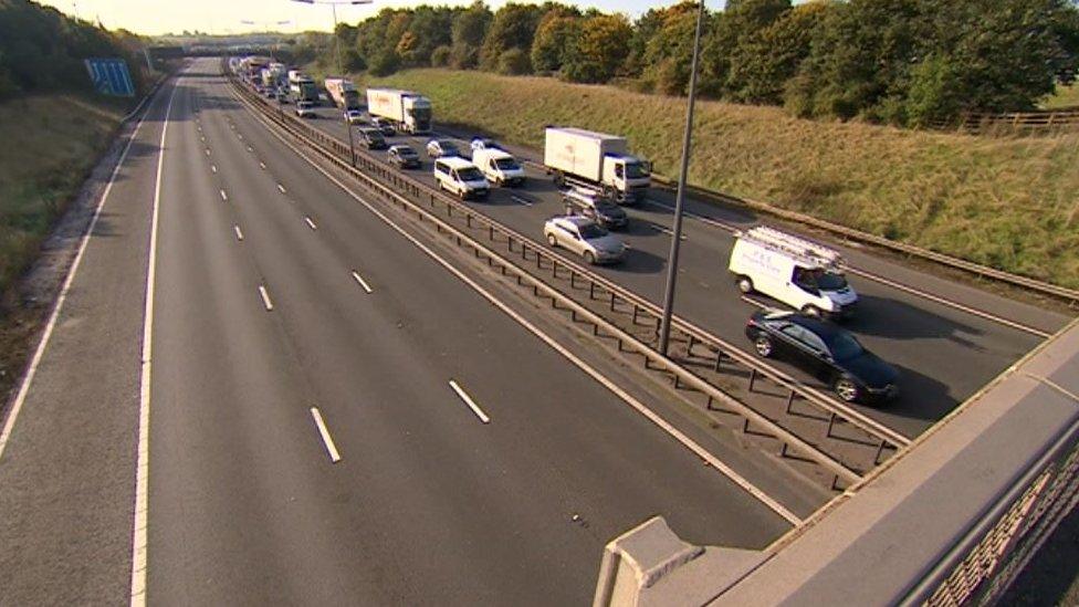 Empty southbound carriageway