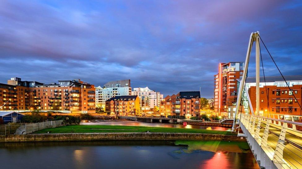 Bridge over the River Aire near the Calls, Leeds