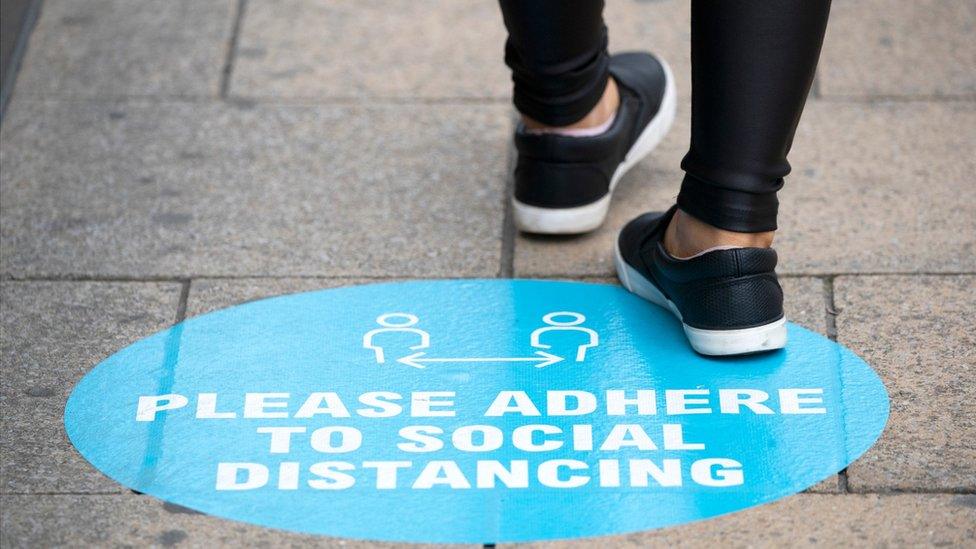 social distancing sign