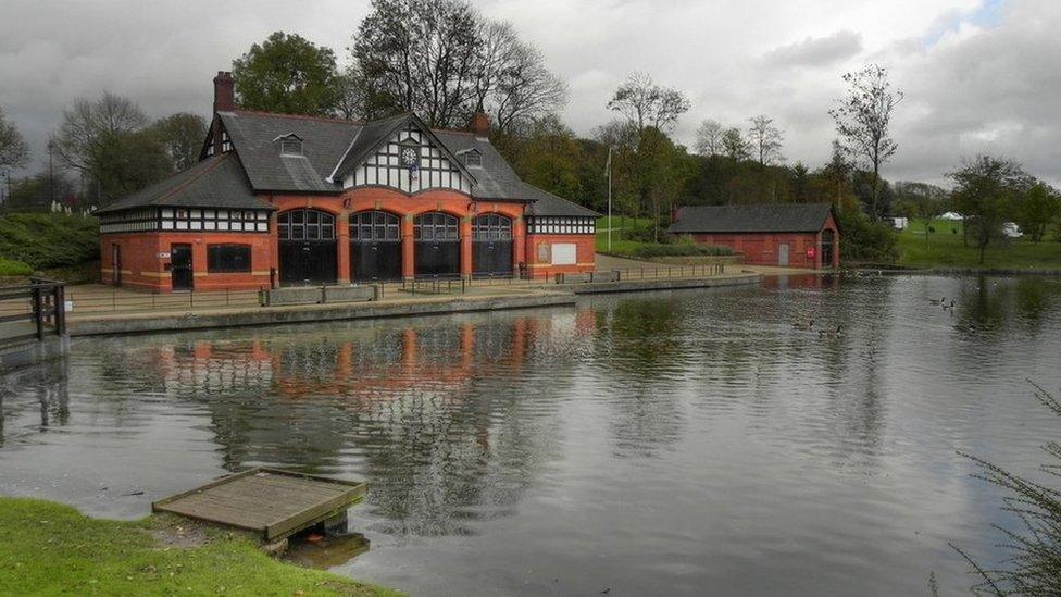 Alexandra Park Boating Lake