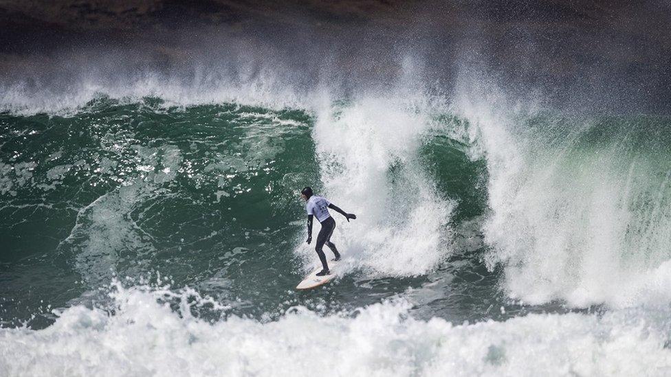 Surfing at Thurso