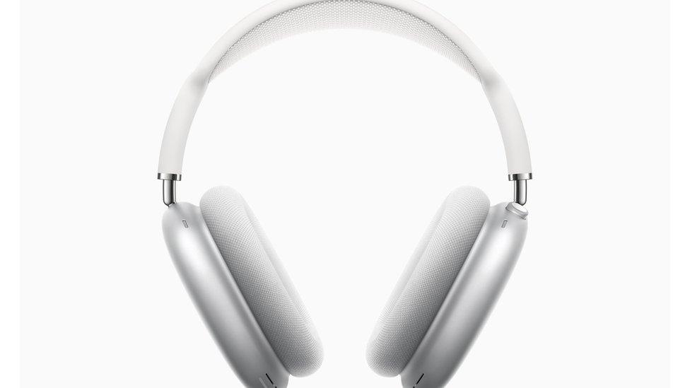 Apple unveils 549 over ear headphones BBC News