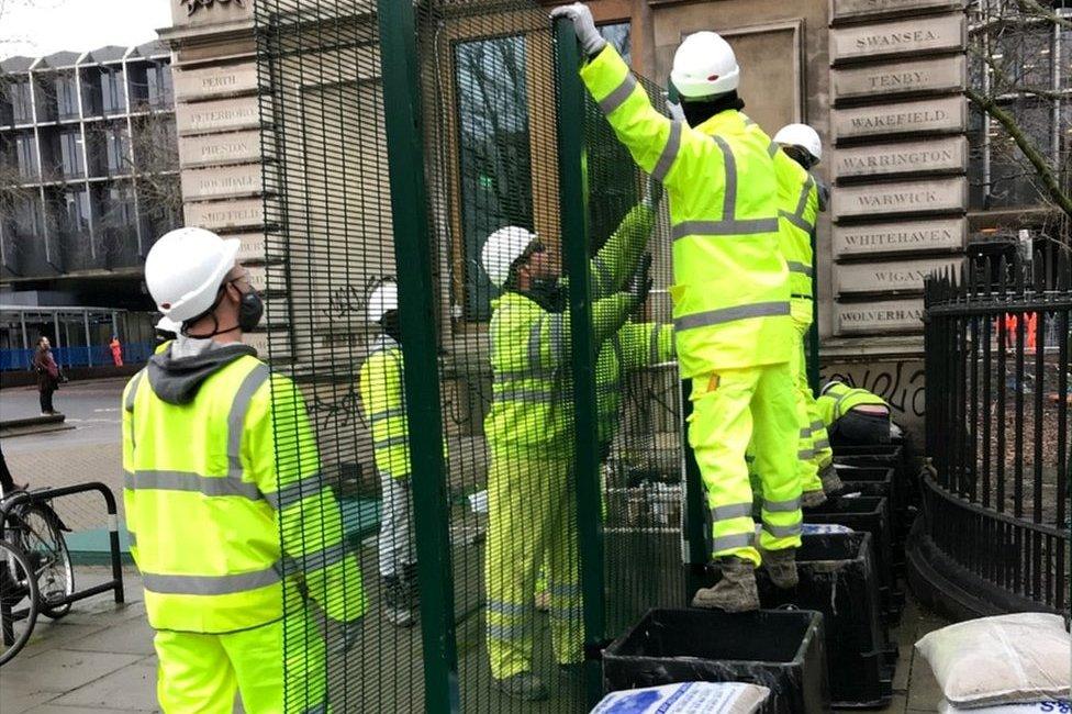 Fence being erected in Euston