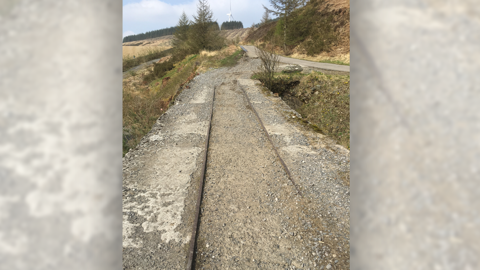 Track bed along the original line