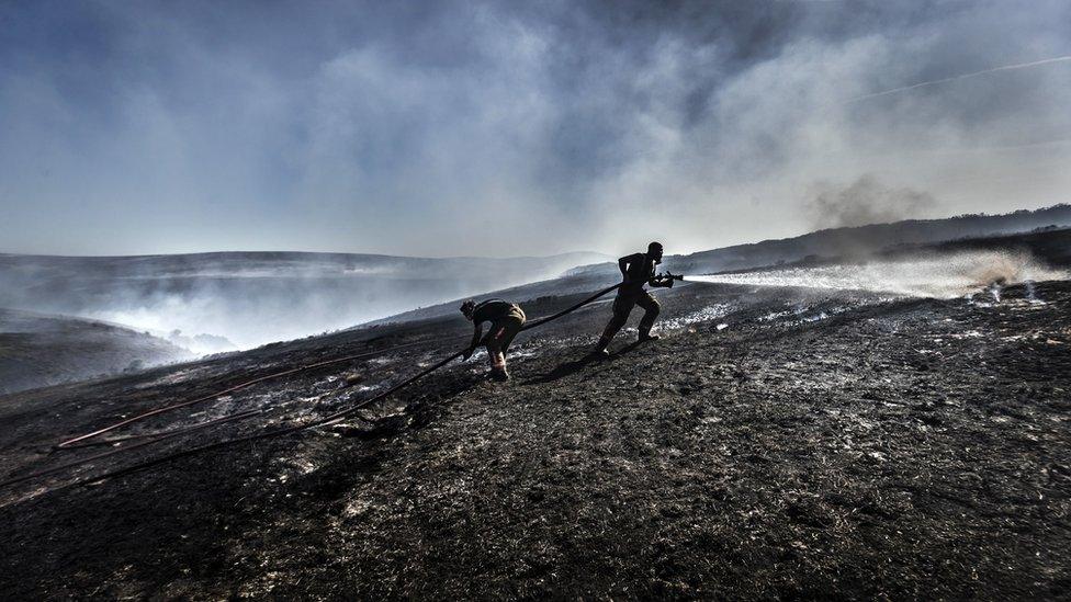 Firefighters on Saddleworth Moor