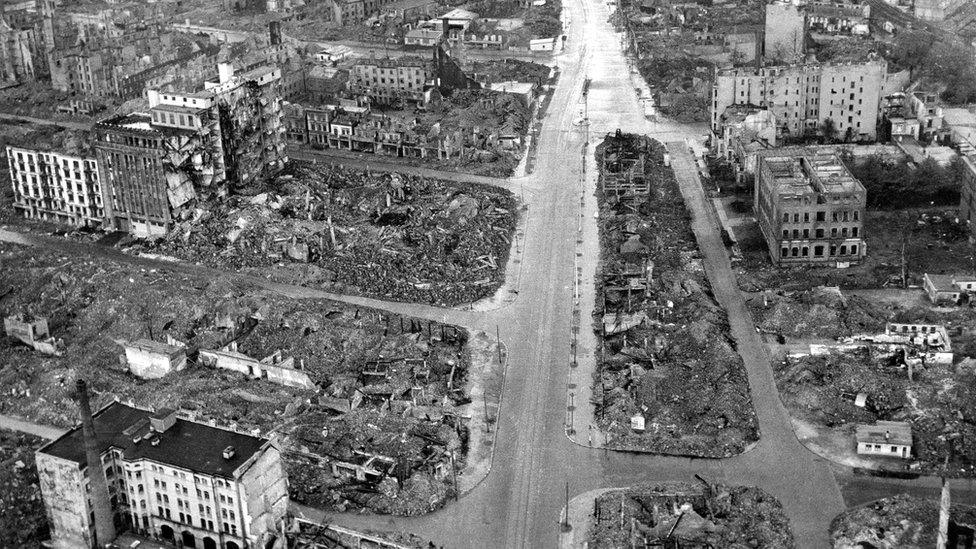 Hamburg ruins, 3 May 45 (RAF photo)