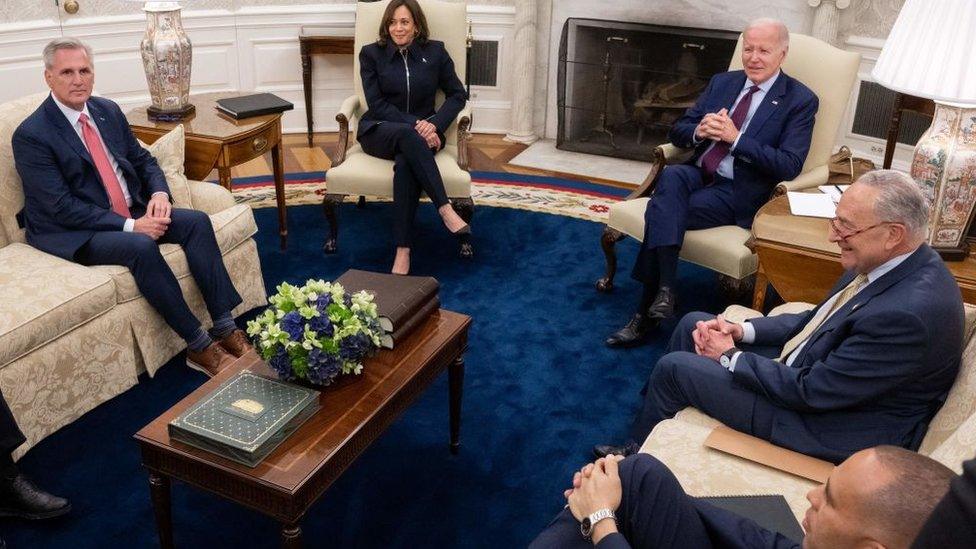 House of Representatives Speaker Kevin McCarthy, Vice-President Kamala Harris, Senate Majority Leader Chuck Schumer and House Minority Leader Hakeem Jeffries at the White House meeting on 16 May 2023