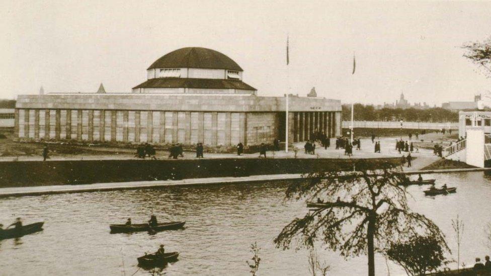 Palace of Arts at 1929 exhibition