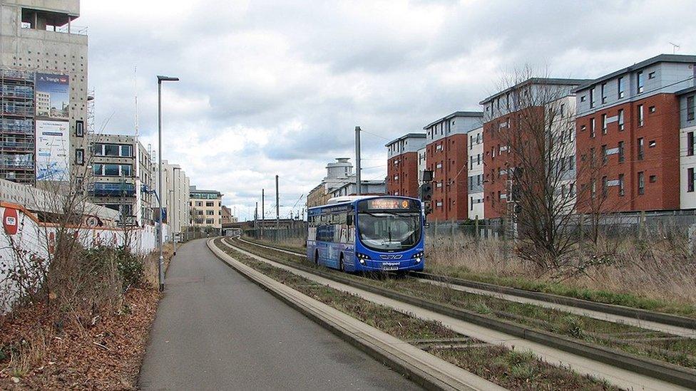 Whippet bus on southern section of Cambridge busway, 2017