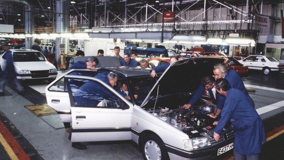 Peugeot 405 production at Ryton in 1987