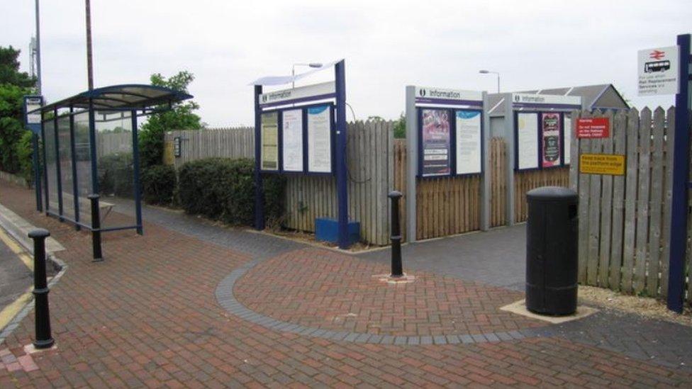 Cam and Dursley station entrance