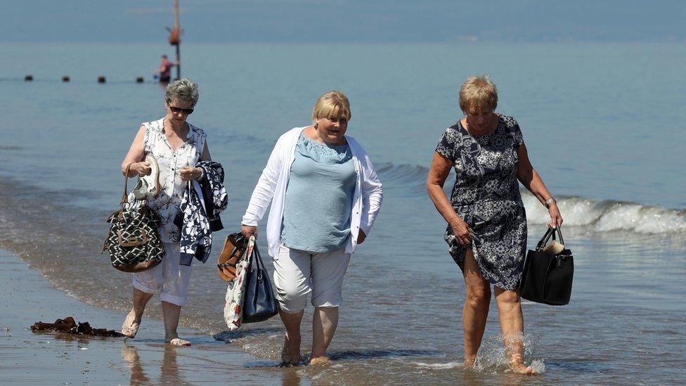 Women paddling