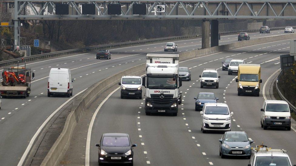 Image of a smart motorway carriageway