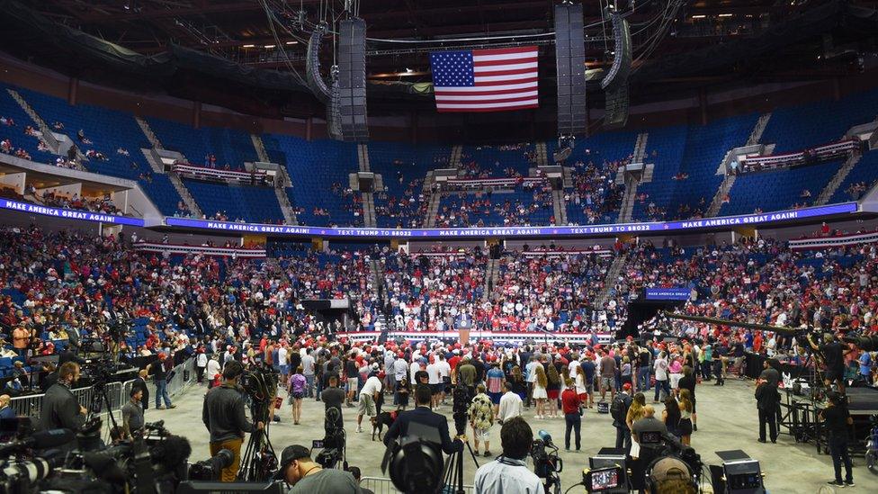 empty-seats-above-trump-supporters