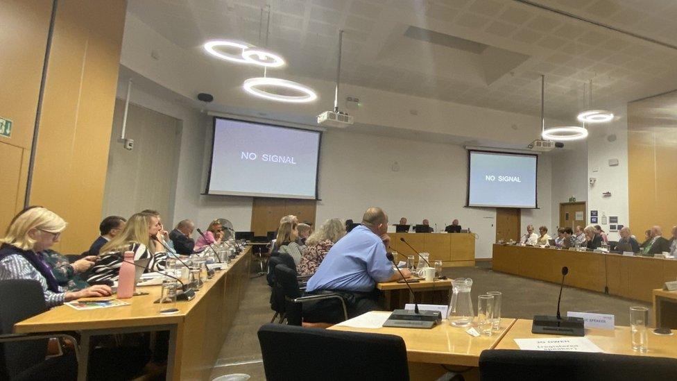 West Suffolk Council meeting on 26 September