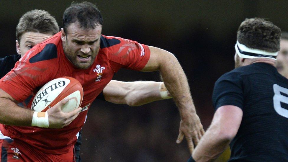 Jamie Roberts takes on New Zealand in 2014