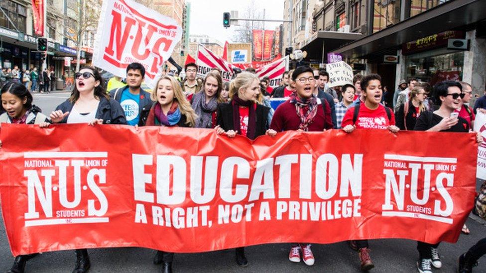 Students protest against the government's university budget proposals (August 2014)