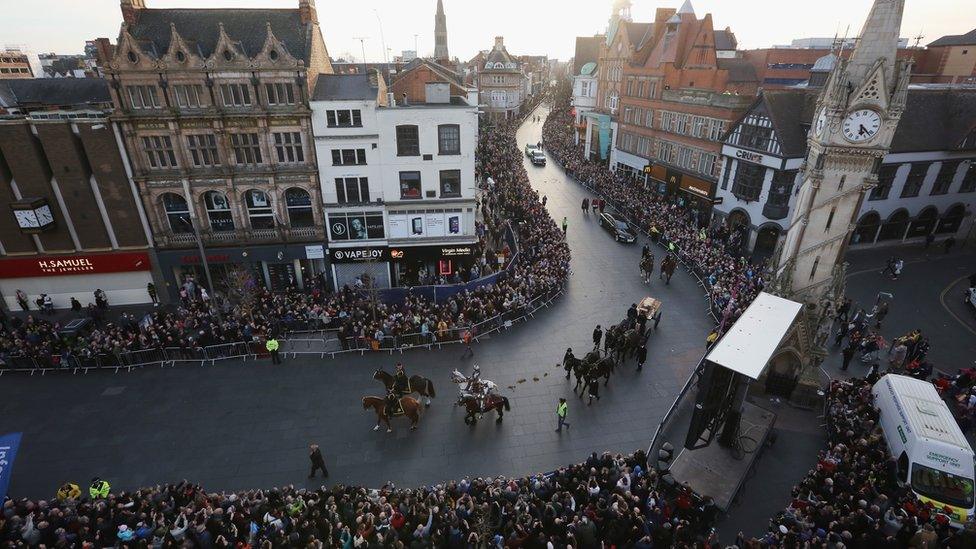 Cortege passes through Leicester