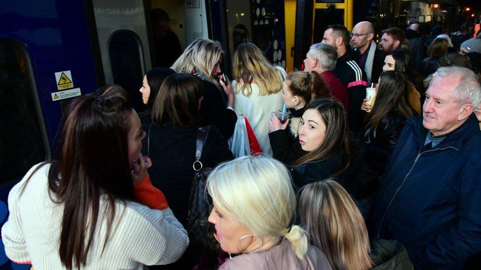 Crowds at Edinburgh Waverley station