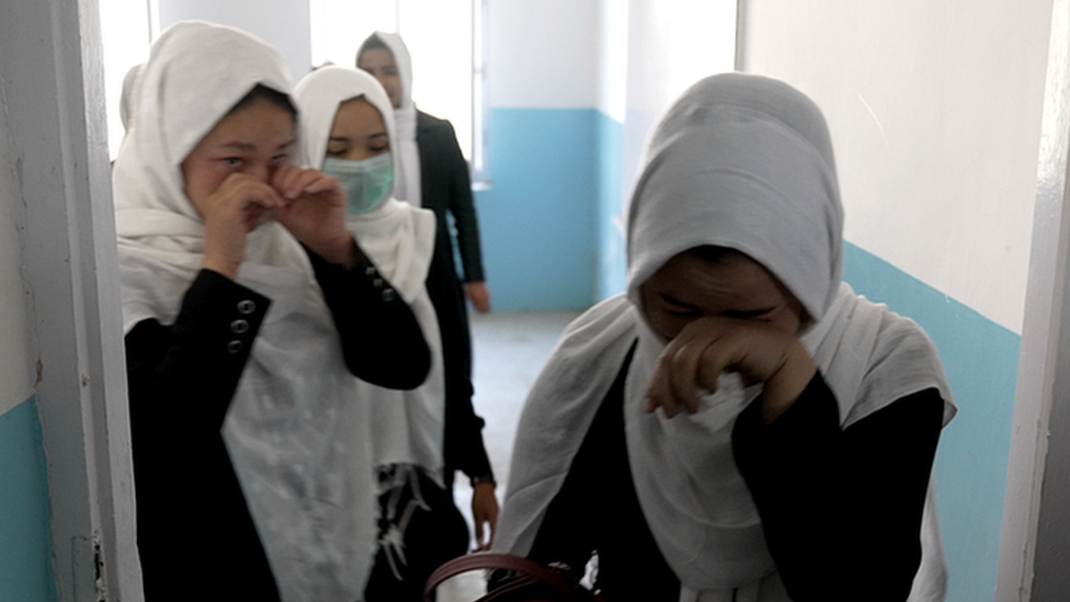 Girls in tears on hearing the news at their school in Kabul on 23 March, 2022.