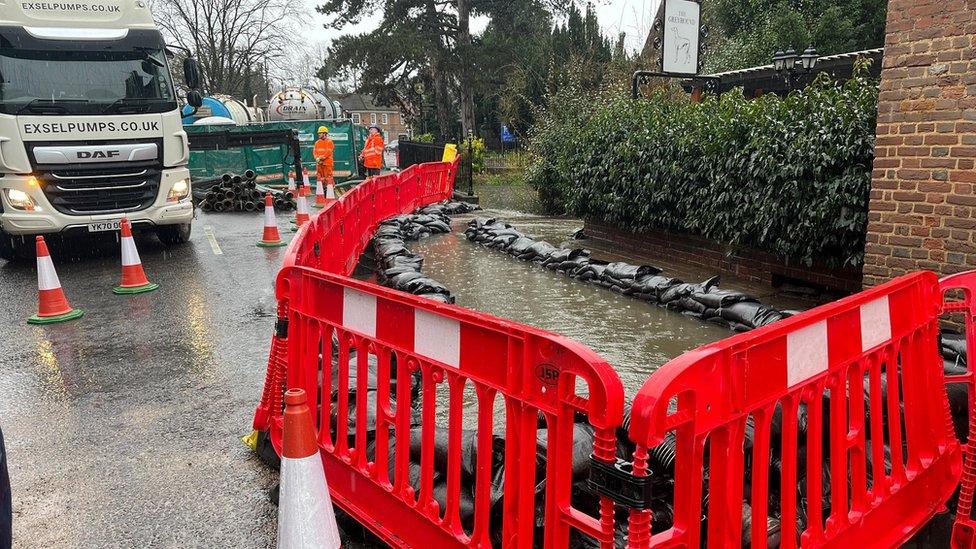 barriers around flooding