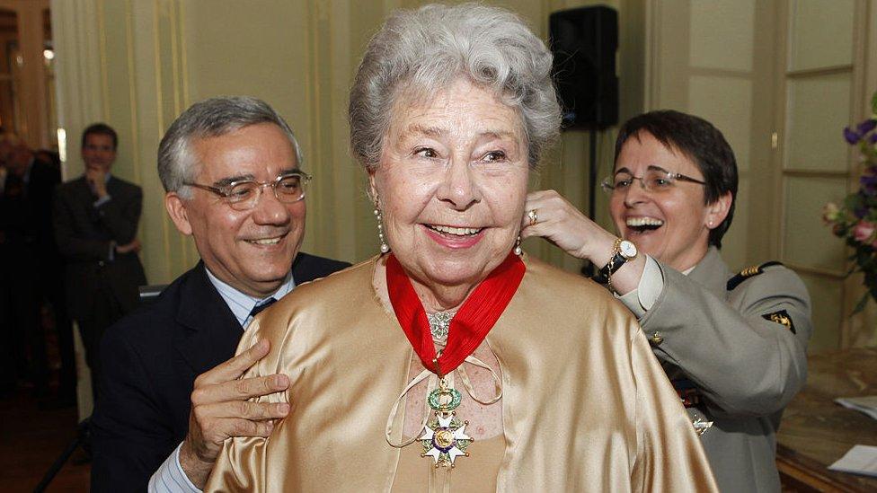 Christa Ludwig (C) with the Legion d'Honneur on June 8, 2010 in Vienna