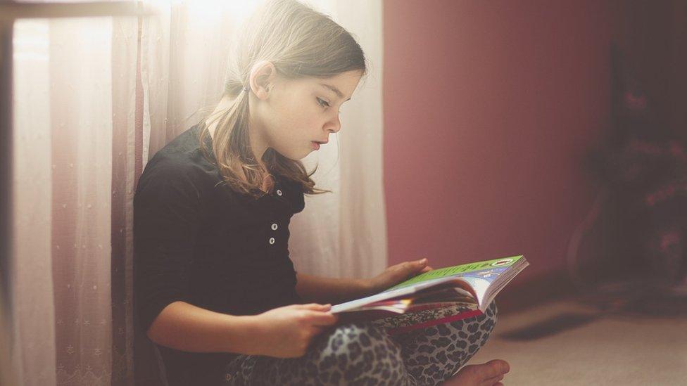 girl reading