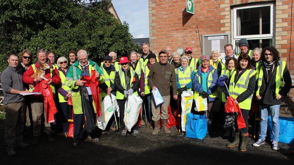 Llandyrnog community litter pick team