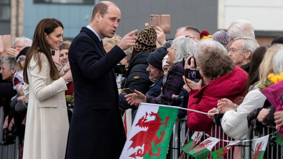 William and Kate in front of a crowd