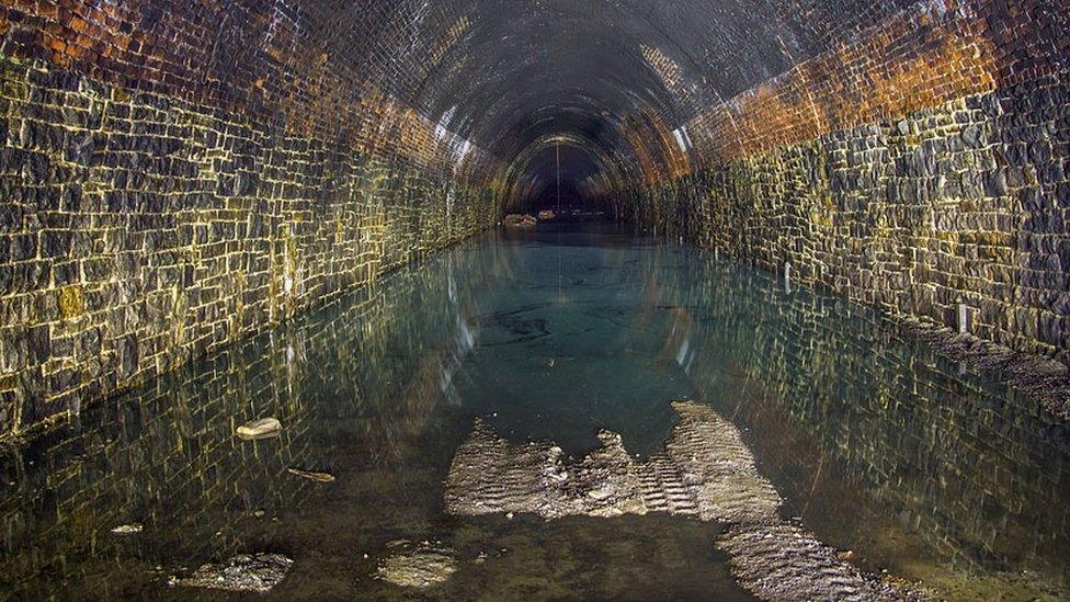 Queensbury Tunnel