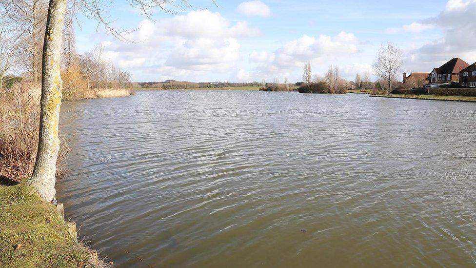 Furzton Lake, Milton Keynes