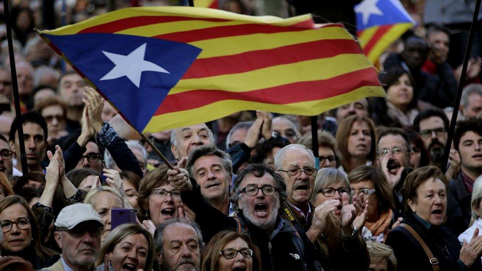 Pro-independence march in Barcelona, 15 Oct 15