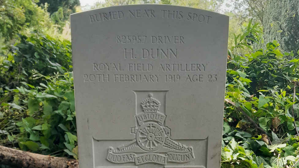 Harry Dunn's gravestone