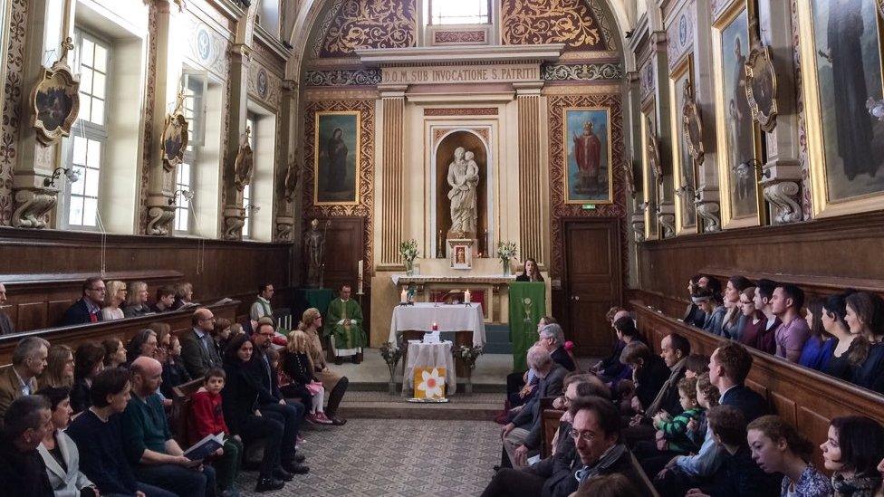 Irish Catholics in Paris gather at mass to pray for peace