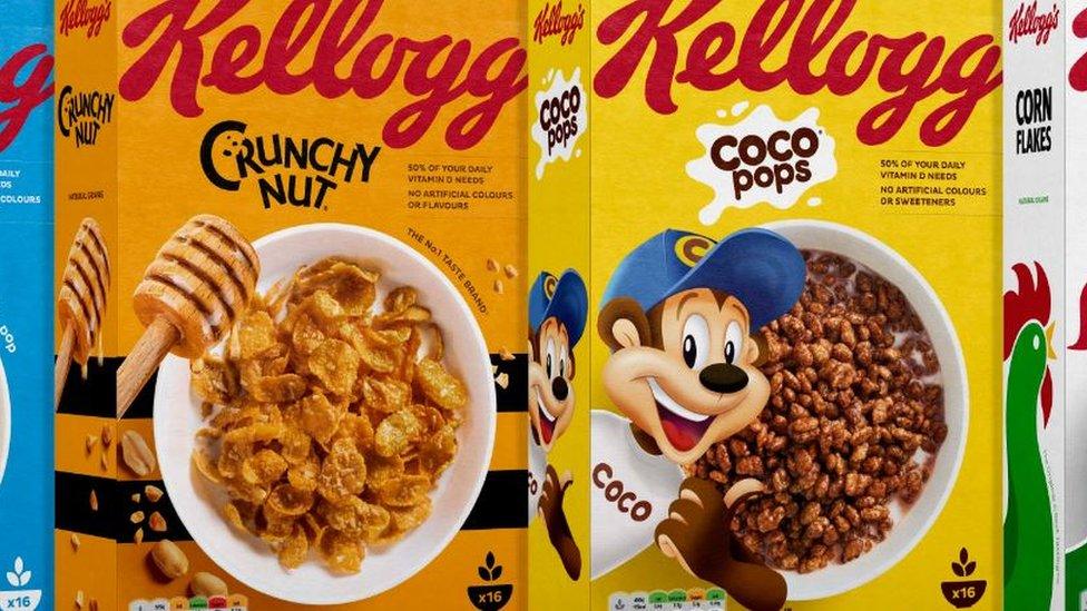 Kellogg cereal boxes with traffic light labelling