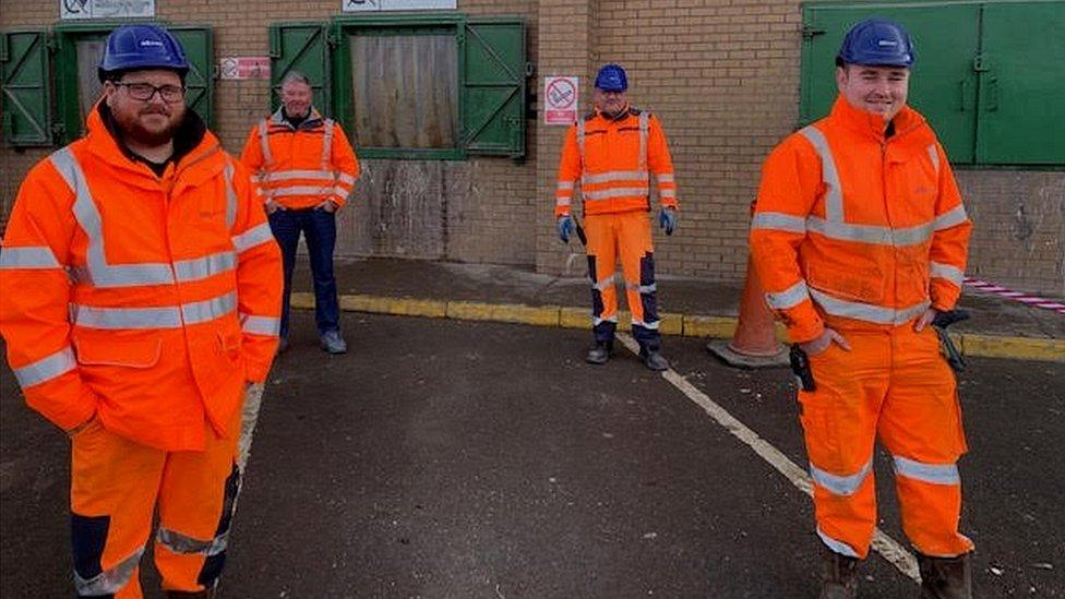 The team who found the ring at the tip