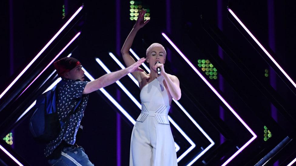 SuRie on stage