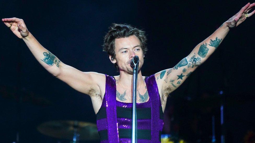 Harry Styles performing on the main stage during the ˿ Radio 1"s Big Weekend at the War Memorial Park in Coventry.